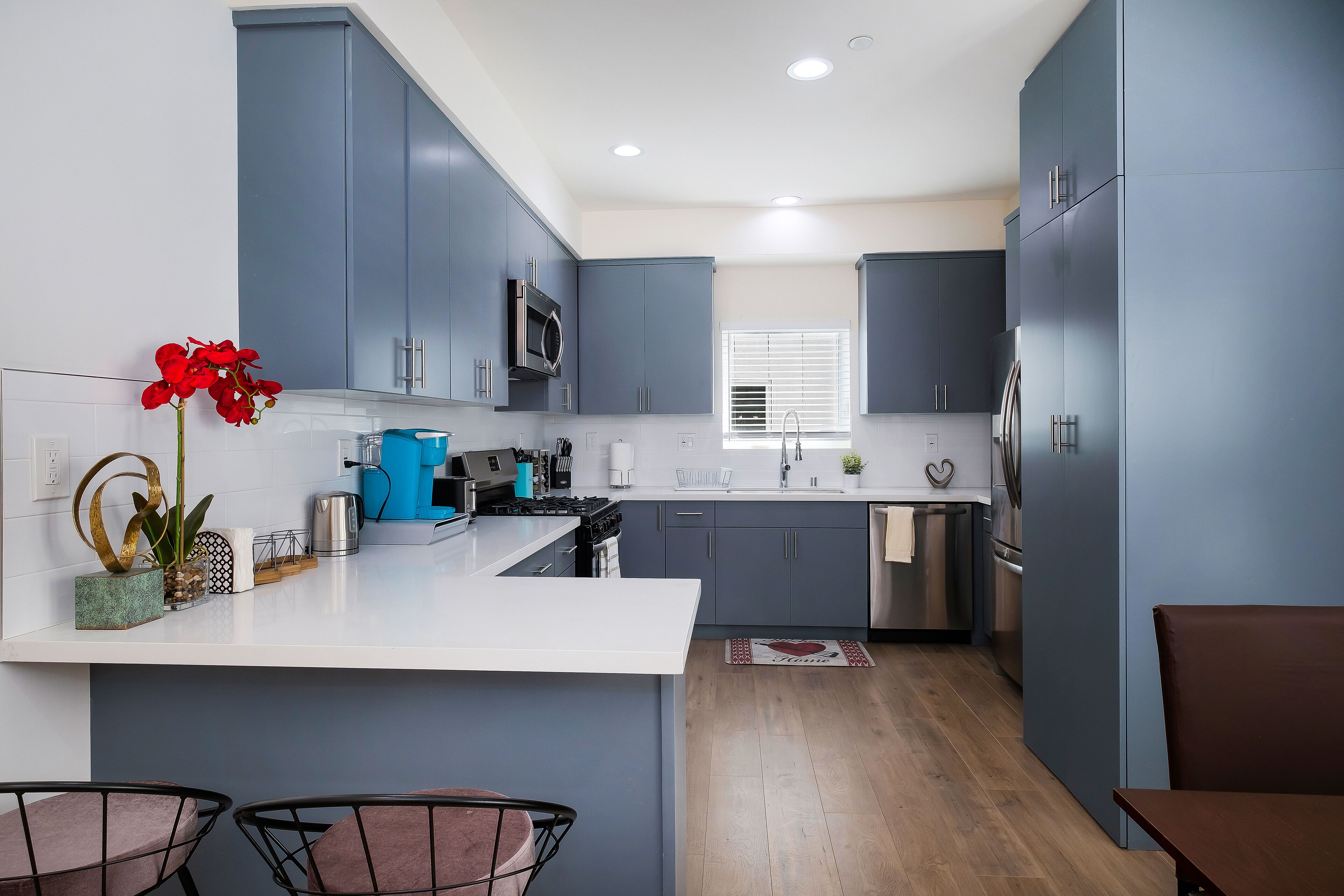 雪櫃、微波爐、焗爐、爐具