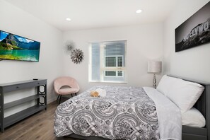 2 Schlafzimmer, Bügeleisen/Bügelbrett, Reisekinderbett, kostenloses WLAN