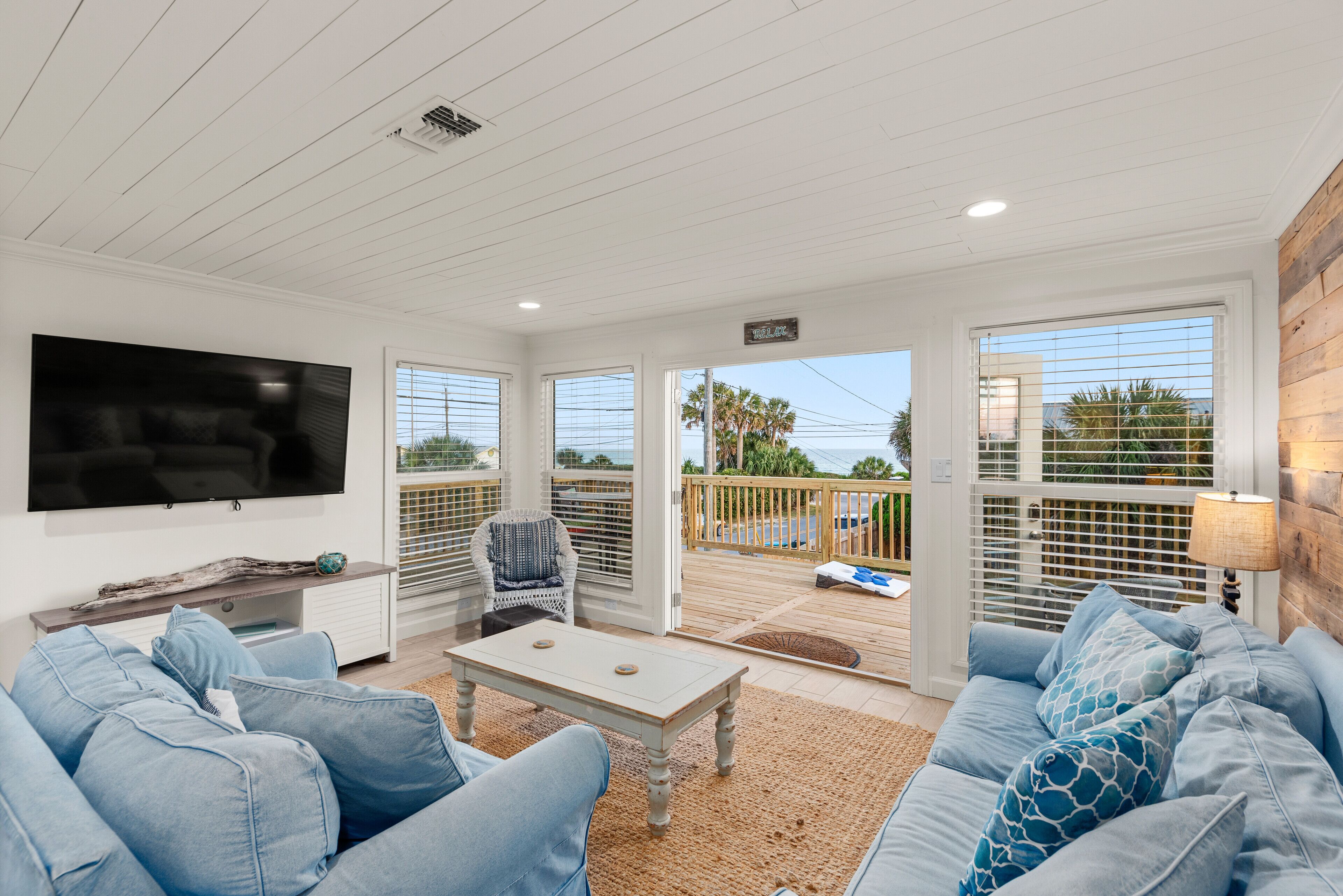 Fully Renovated, 200 feet from Beach Access, Ocean views, and Pet Friendly