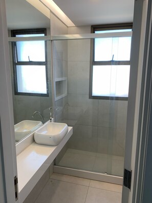 Shower, towels, toilet paper