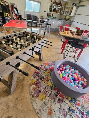 Game room - Hill Country Getaway (Driftwood)