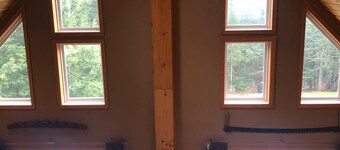 Windham Mountain Chalet with Treehouse sleeps 15, Game Room & fireplace