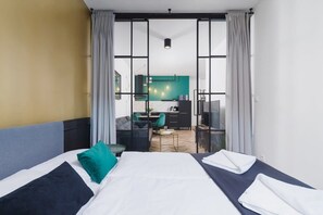 2 chambres, fer et planche à repasser, lit de bébé portatif, Wi-Fi