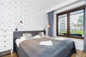 1 bedroom, iron/ironing board, travel crib, WiFi