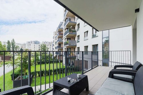 Elegant Apartment close to the Wawel Castle | Parking and Balcony