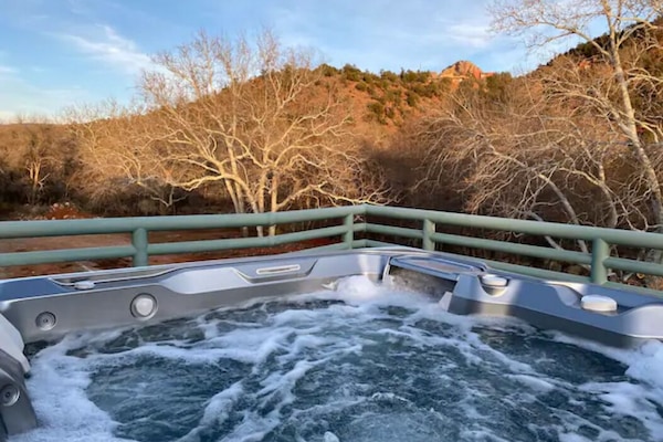 Baignoire à remous extérieure