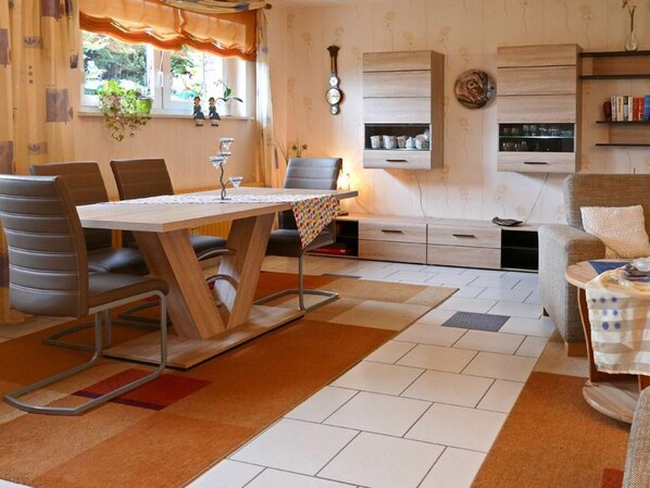 Imagen sin descripción, 1 de 8, botón