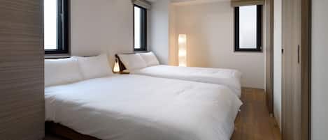 Exclusive Suite, Non Smoking | 1 bedroom, laptop workspace, iron/ironing board, free WiFi