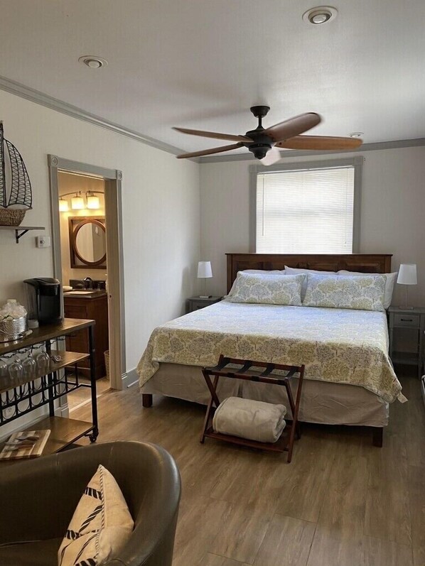 1 bedroom, WiFi, bed sheets