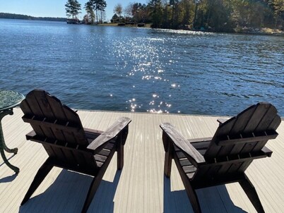 Luxury Lakehouse on Lake Oconee!