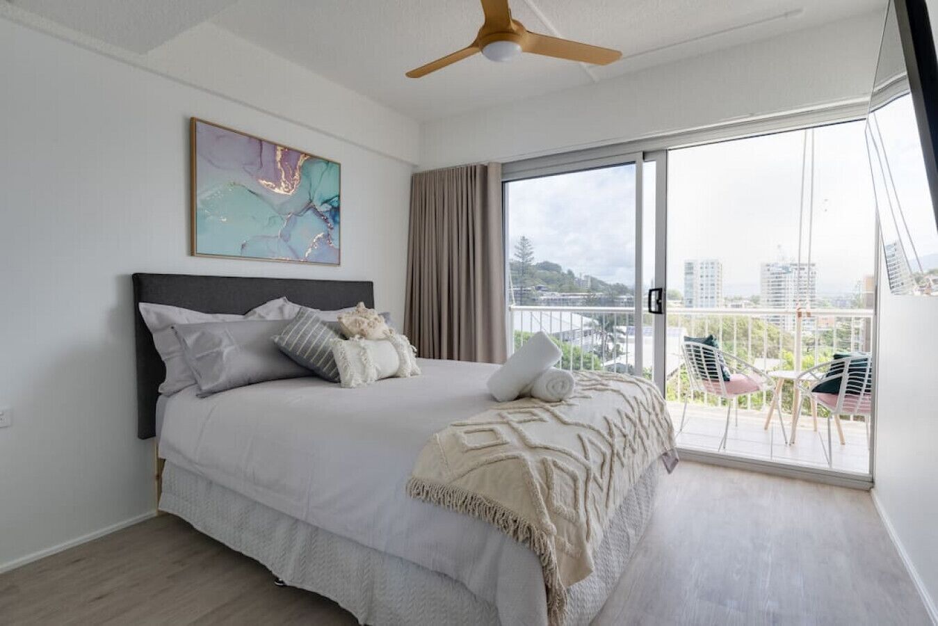 Hill Haven Burleigh · Burleigh Point Beach Vibes Stylish and Modern