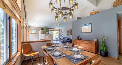 Luxurious Golf Front Home Mountain Views 479