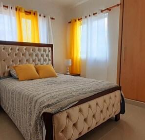 3 bedrooms, free WiFi - Residencial Don Mero (La Vega)