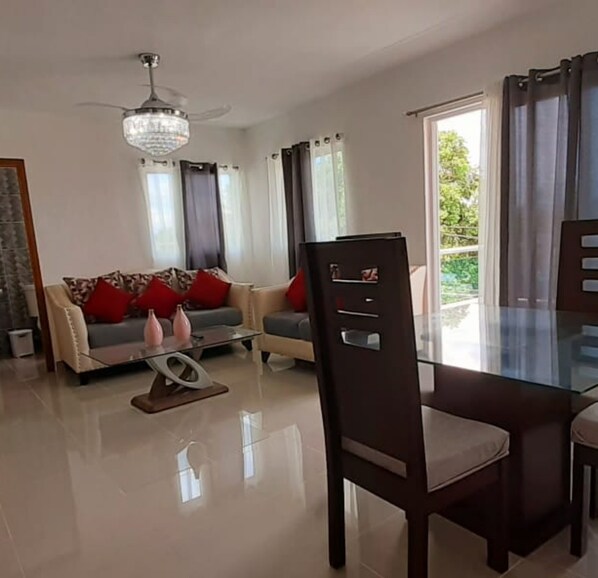 TV - Residencial Don Mero (La Vega)