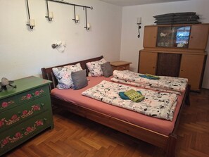 1 bedroom, travel crib, free WiFi, bed sheets