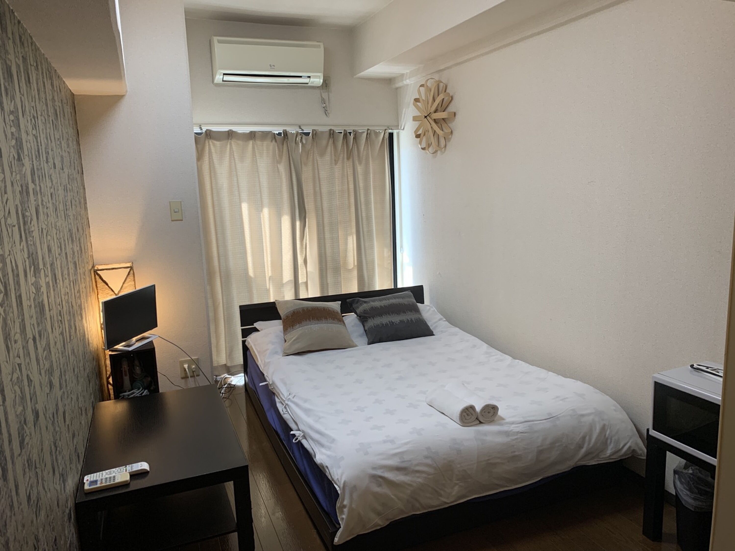 Apartment, Non Smoking | Desk, free WiFi