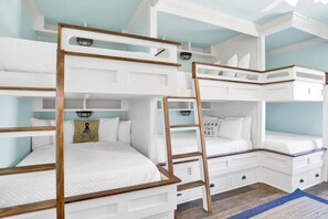 6 bedrooms, iron/ironing board, free WiFi, bed sheets