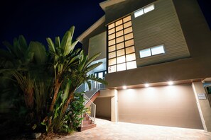 Exterior - Waterfront Escape—Private Pool, Game Room, Hot Tub & Dockside Views Near Indian Rocks Beach (Indian Rocks Beach)