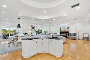 Interior - Waterfront Escape—Private Pool, Game Room, Hot Tub & Dockside Views Near Indian Rocks Beach (Indian Rocks Beach)
