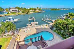 Terrace/patio - Waterfront Escape—Private Pool, Game Room, Hot Tub & Dockside Views Near Indian Rocks Beach (Indian Rocks Beach)