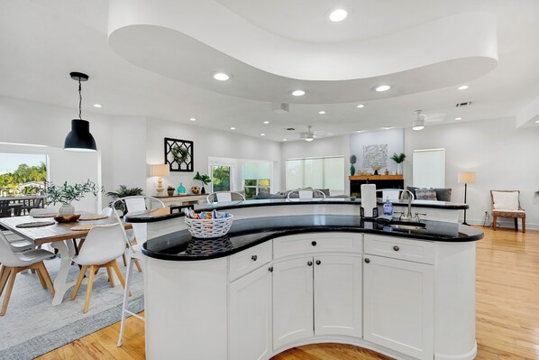 Dining - Waterfront Escape—Private Pool, Game Room, Hot Tub & Dockside Views Near Indian Rocks Beach (Indian Rocks Beach)