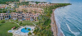 A World Apart Villa | The perfect getaway | Direct access to beach