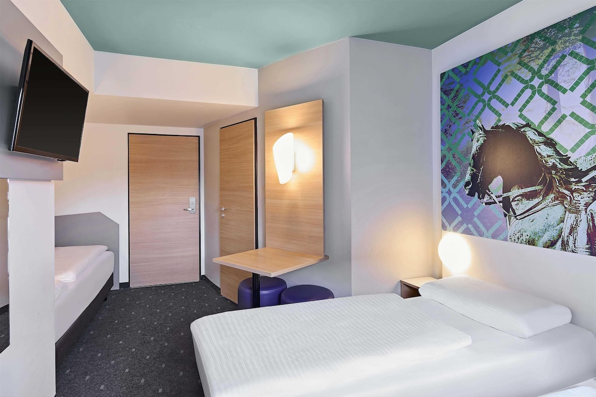 Triple Room | 1 bedroom, desk, laptop workspace, soundproofing
