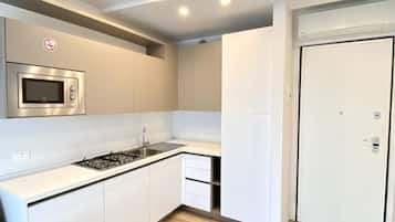 Microwave, dishwasher