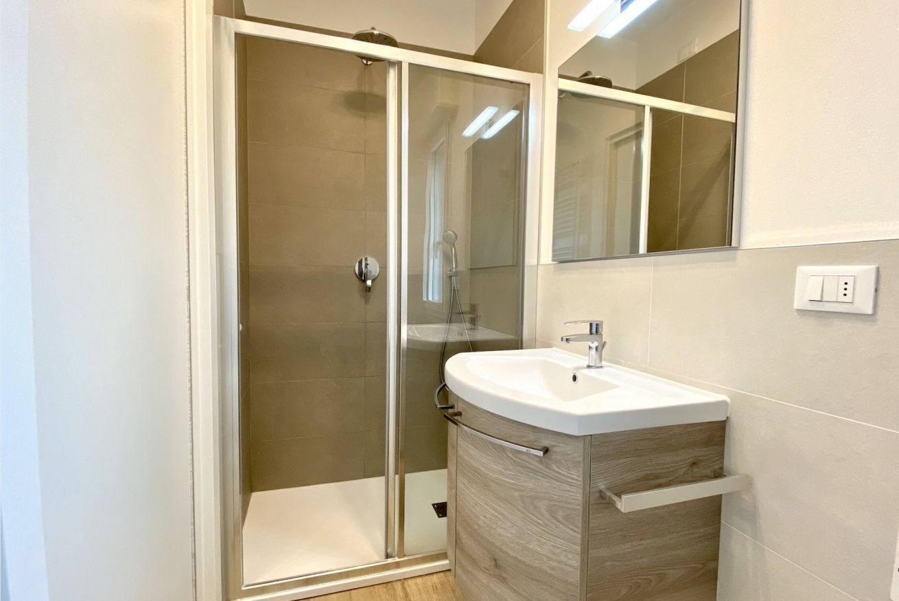 Shower, bidet