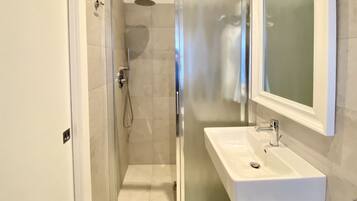 Een douche, een bidet