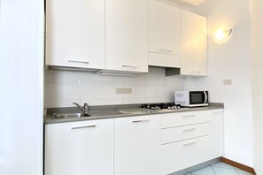 Microondas y lavavajillas