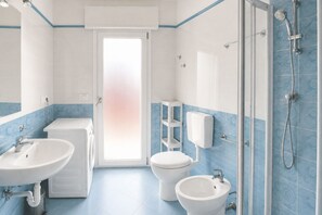 Doccia, bidet