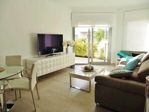 TV - Villa Amalia 47 - Apartment with terrace (Torrevieja)