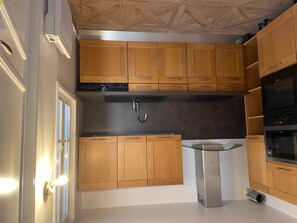 Private kitchen - Magnificent 100m² apartment in the center of Fontainebleau (Fontainebleau)