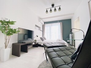 Studio, parveke (101) | Työpöytä, silitysrauta/-lauta, ilmainen Wi-Fi