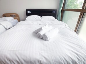 3 Bedroom 2 Story House with Balcony, Non Smoking | 3 bedrooms, desk, iron/ironing board, free WiFi - Itsukaichi First Villa Hiroshima (Hiroshima)