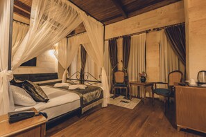 Romantic Room | Minibar, desk, soundproofing, free WiFi - Sobek Stone House Cappadocia (Nevsehir)