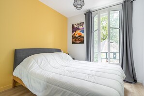 2 chambres, fer et planche à repasser, accès au Wi-Fi (inclus)