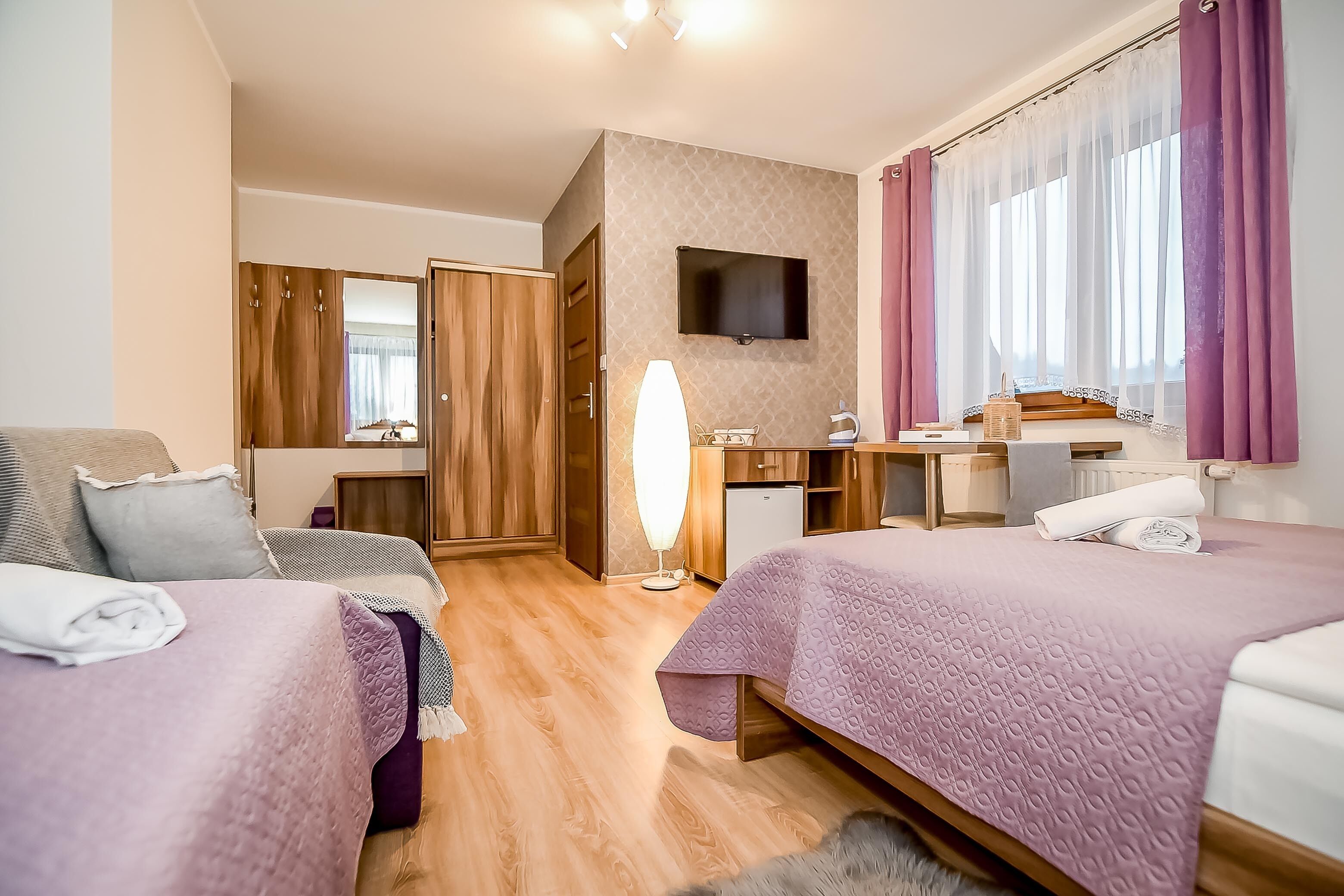 Triple Room (2) | Free WiFi