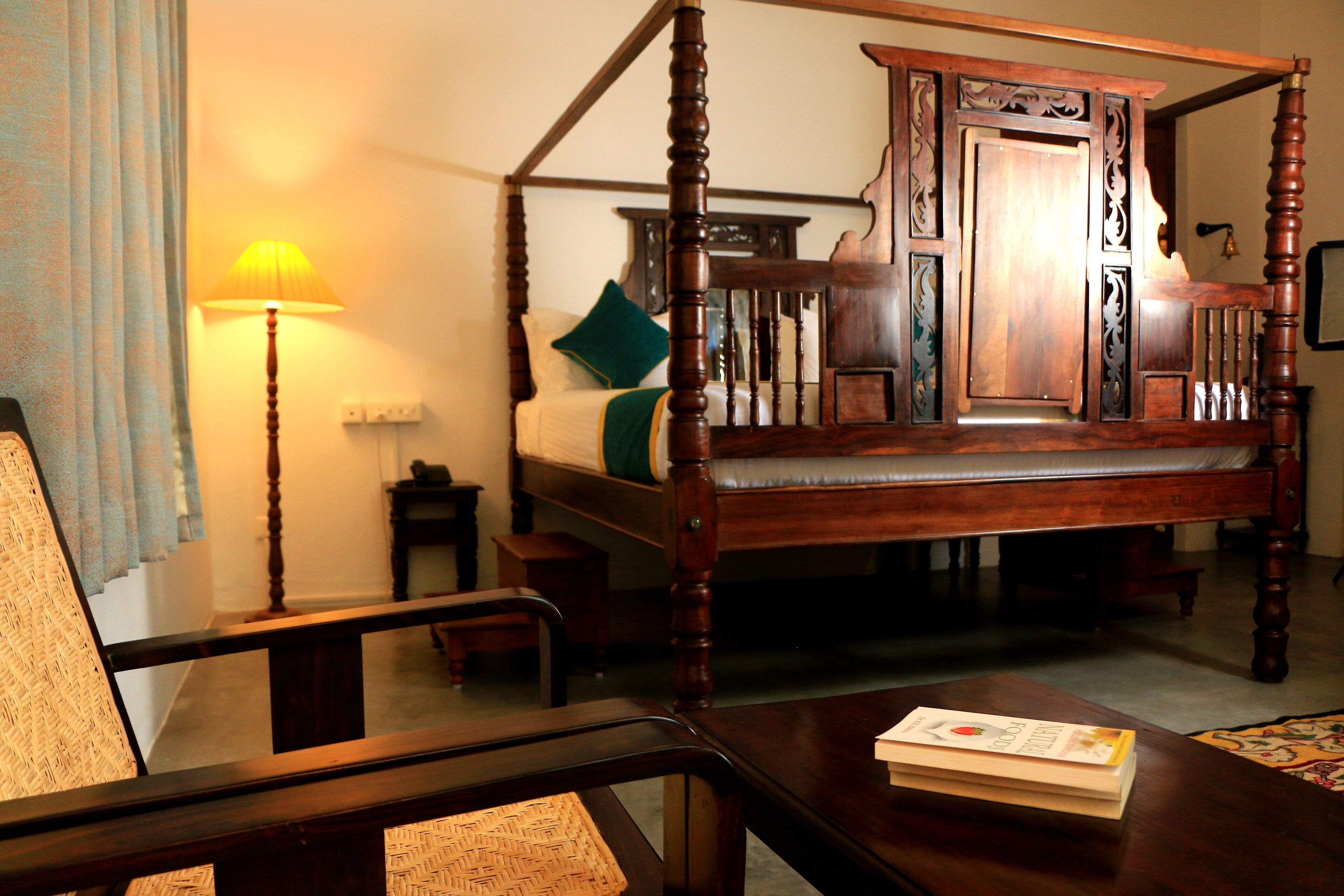 Honeymoon Suite | Minibar, desk, free WiFi, bed sheets