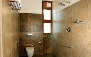 Studio Double or Twin Room | Bathroom - La Taara (Vanur)