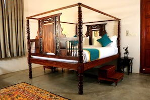 Honeymoon Suite | Minibar, desk, free WiFi, bed sheets - La Taara (Vanur)