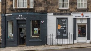 Exterior - Newly refurbished city centre chic pad (Edinburgh)