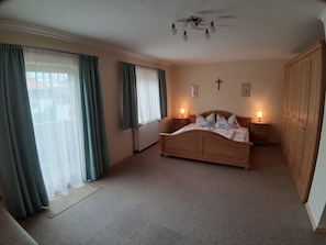 1 Schlafzimmer, Internetzugang, Bettwäsche