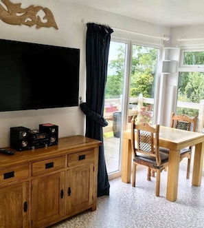 Cottage, nhiều giường | 2 phòng ngủ, truy cập Internet không dây miễn phí, bộ trải giường