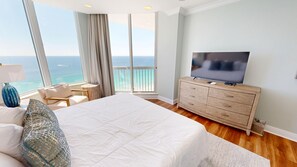 3 chambres, fer et planche à repasser, Wi-Fi gratuit, draps fournis