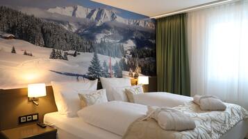 Junior Suite (Energie) | Individually furnished, blackout drapes, soundproofing, bed sheets
