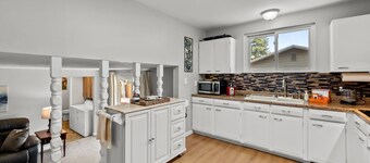 Charming Arvada Home - Walking distance to Olde Town