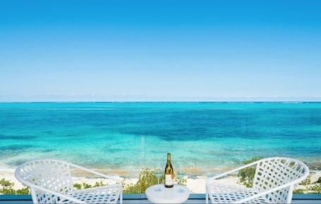 Property grounds. Bella Horizonte - Beachfront 4