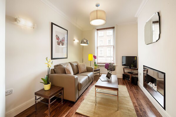 Living area - Marylebone - Chiltern Street Apartments by Viridian Apartments (London)